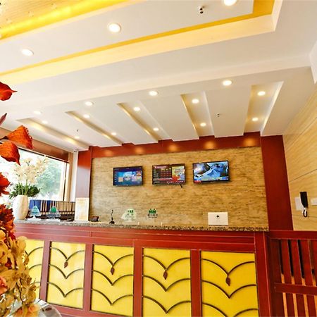 Greentree Inn Liaoning Dalian Development Zone Jinma Road Pedestrian Street Express Hotel Esterno foto