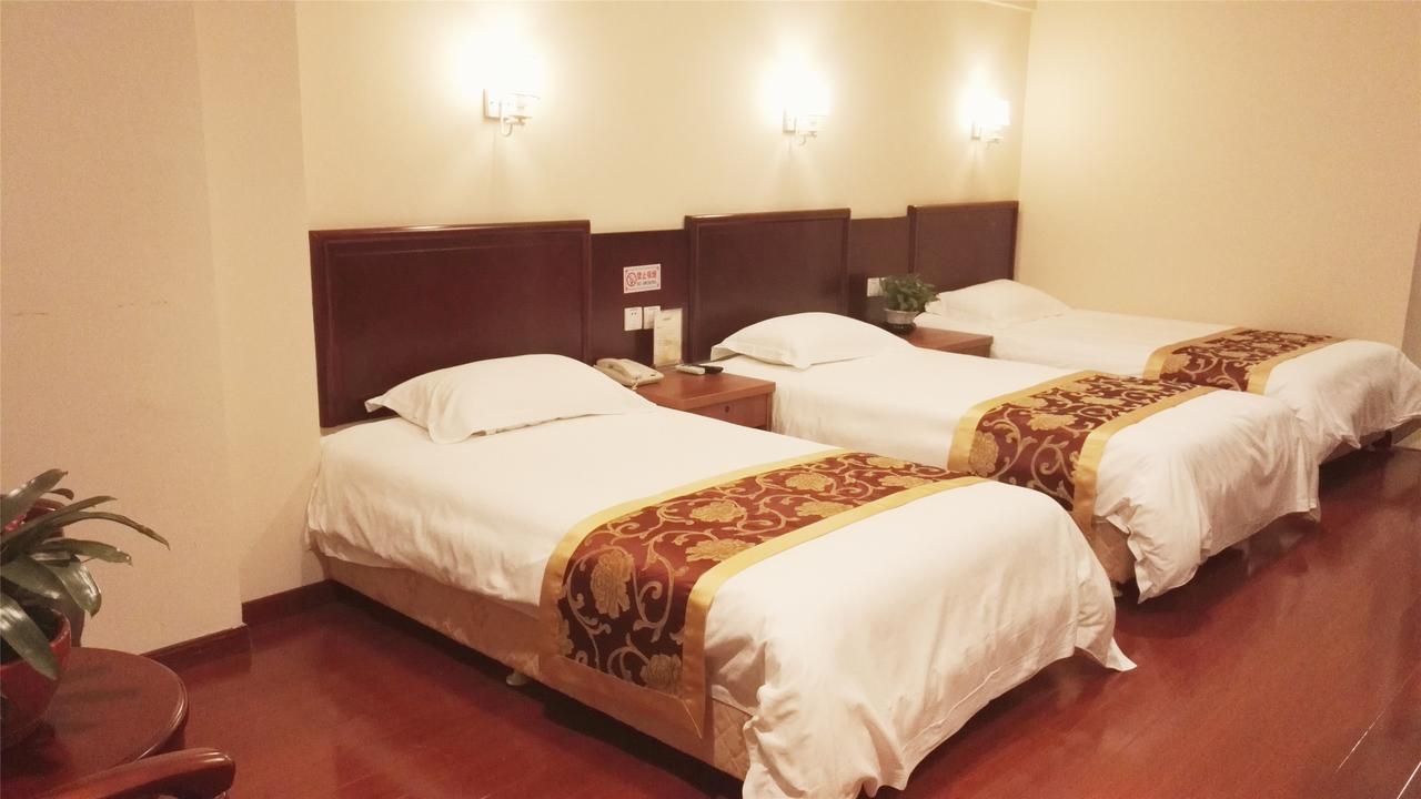 Greentree Inn Liaoning Dalian Development Zone Jinma Road Pedestrian Street Express Hotel Esterno foto