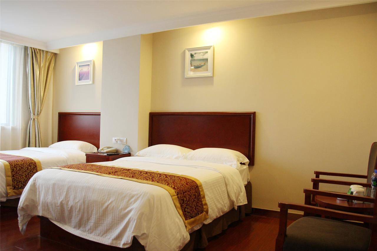 Greentree Inn Liaoning Dalian Development Zone Jinma Road Pedestrian Street Express Hotel Esterno foto