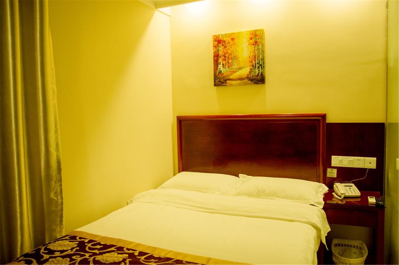 Greentree Inn Liaoning Dalian Development Zone Jinma Road Pedestrian Street Express Hotel Esterno foto