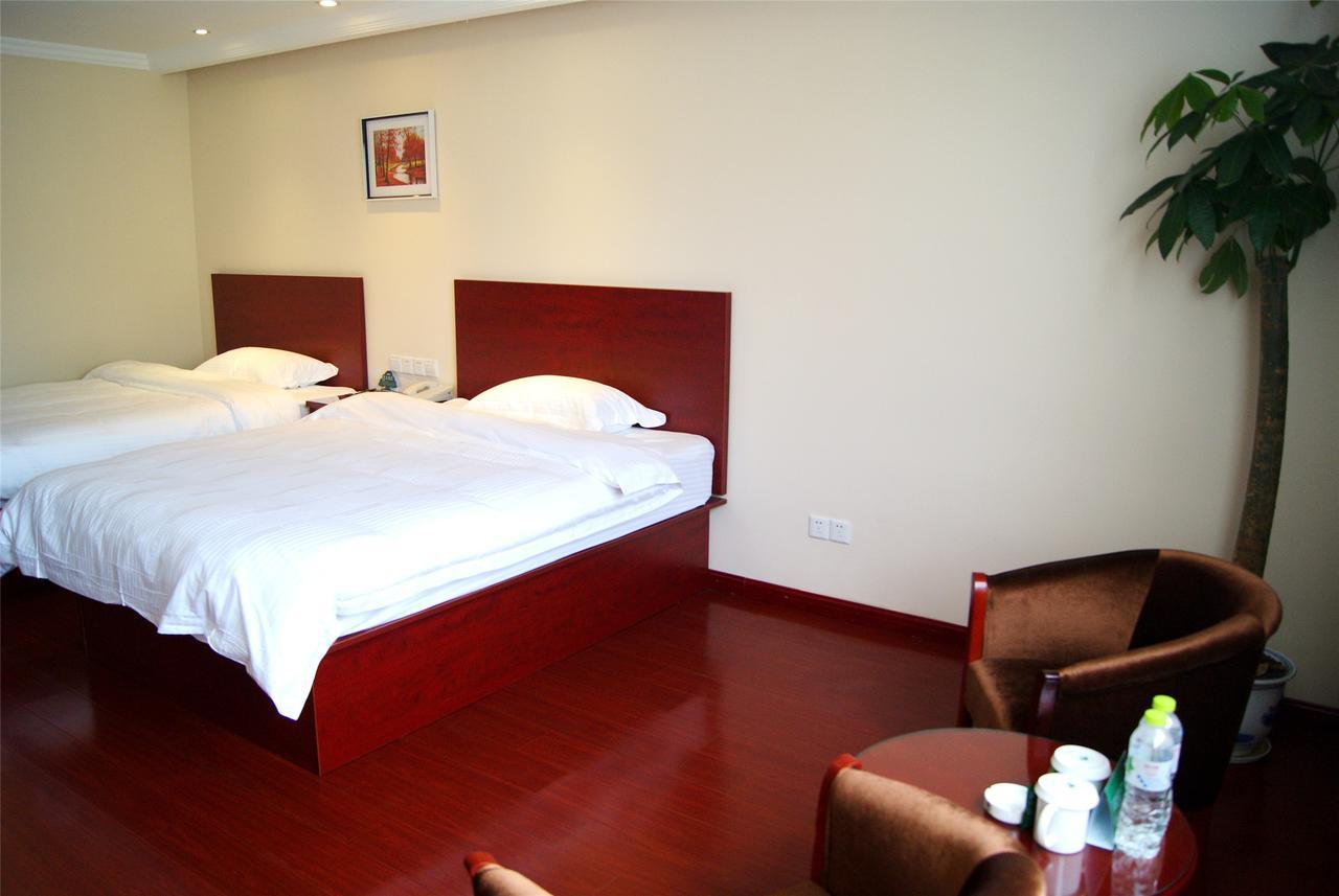 Greentree Inn Liaoning Dalian Development Zone Jinma Road Pedestrian Street Express Hotel Esterno foto