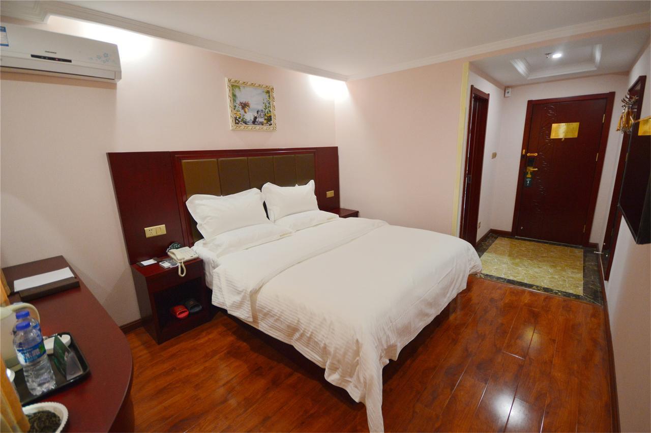 Greentree Inn Liaoning Dalian Development Zone Jinma Road Pedestrian Street Express Hotel Esterno foto